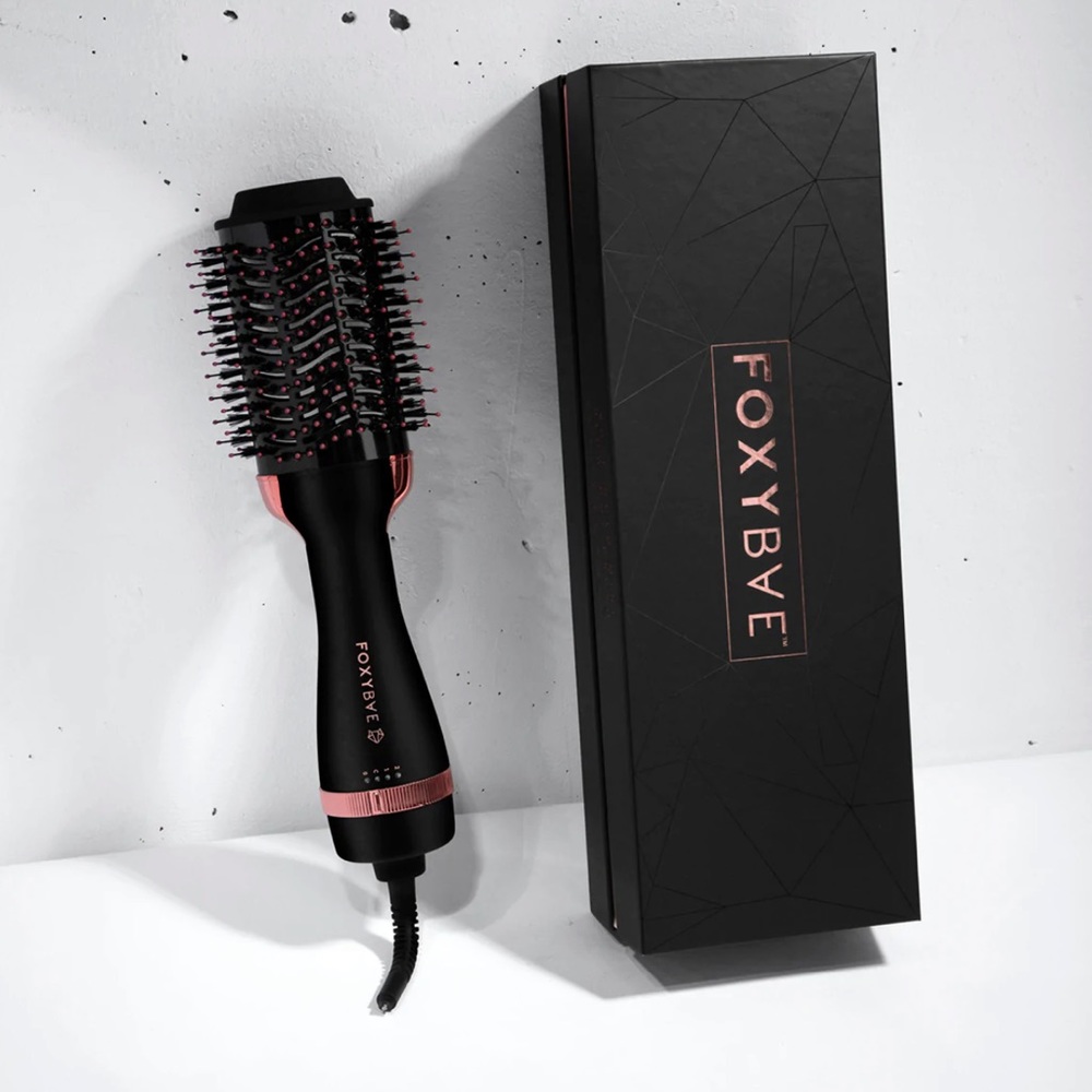 Rose gold blowout dryer brush pro!